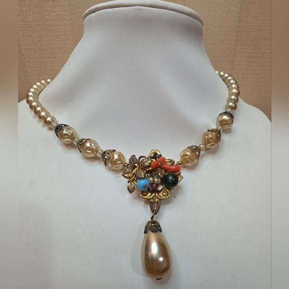 Miriam Haskell Jewelry - RARE PRE 1947 MIRIAM HASKELL VINTAGE ANTIQUE PEARL NECKLACE CHOKIER 16 INCHES